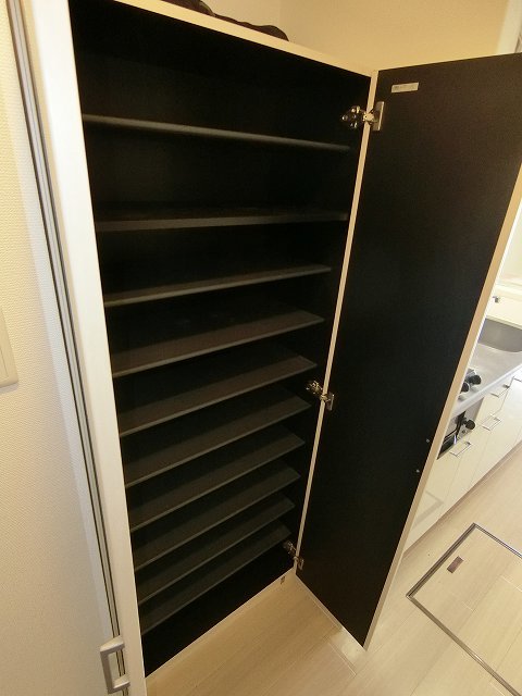 シューズボックス