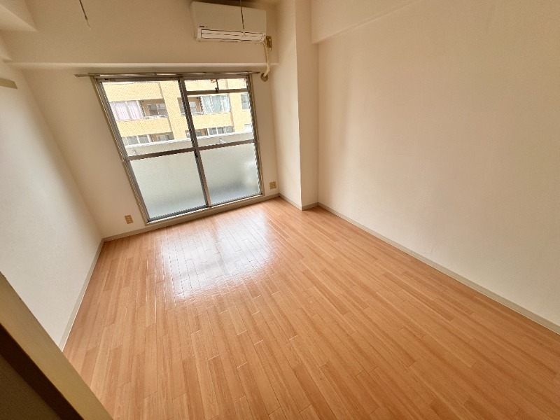 同間取・別号室