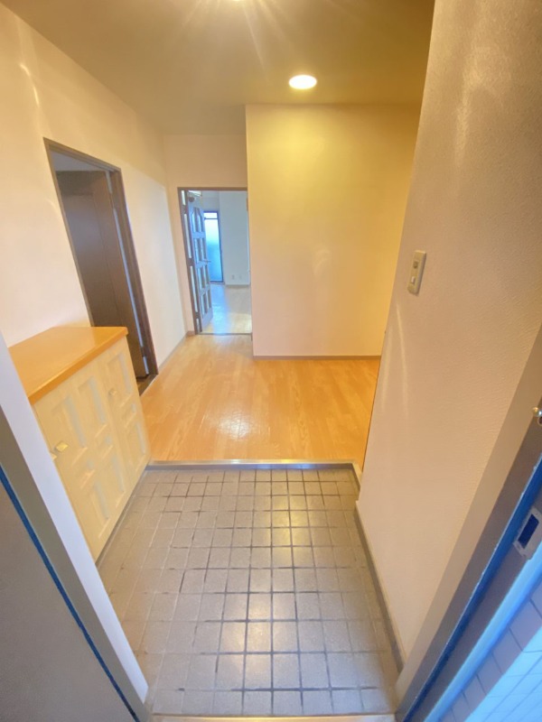 間取りが反転の501のお写真です。現状を優先します。