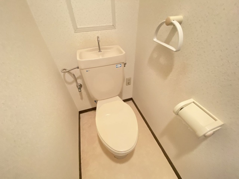 間取りが反転の501のお写真です。現状を優先します。