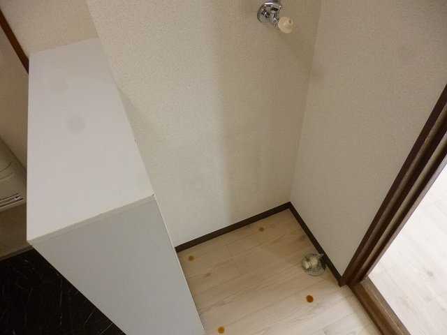 写真は201となります。