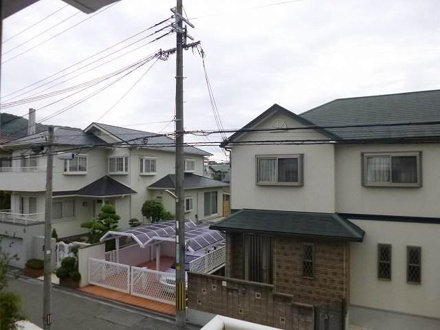 写真は201となります。