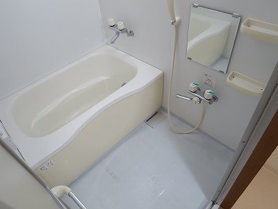 バス