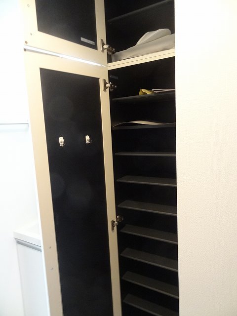 シューズボックス