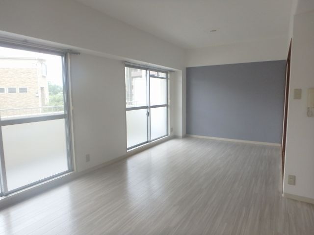 異なる号室の室内写真です