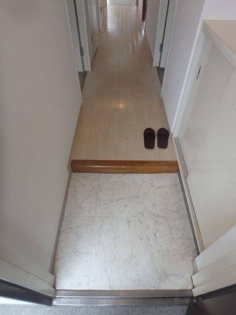 異なる号室の室内写真です