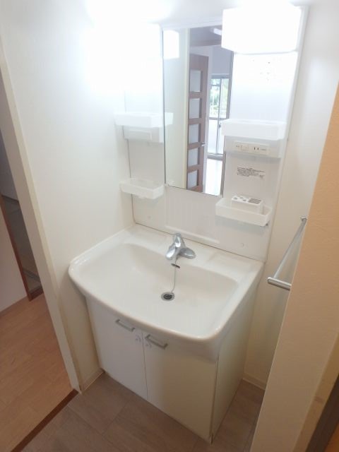 異なる号室の室内写真です