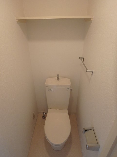 異なる号室の室内写真です