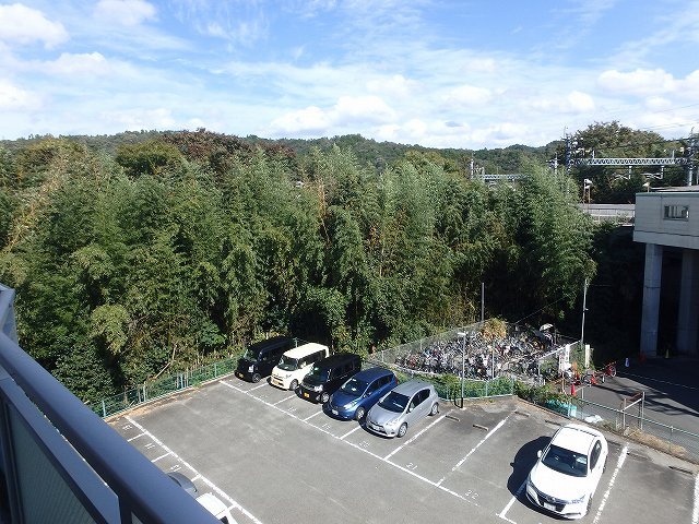 異なる号室の室内写真です