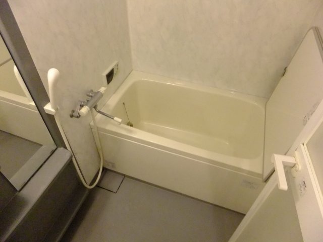 バス