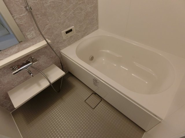 バス