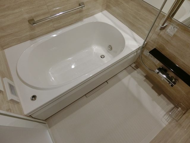 バス