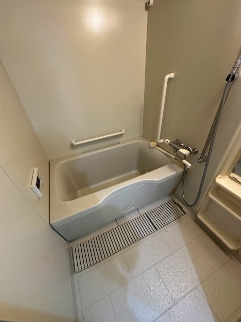 バス