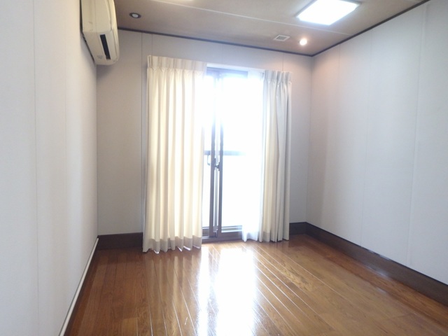 寝室