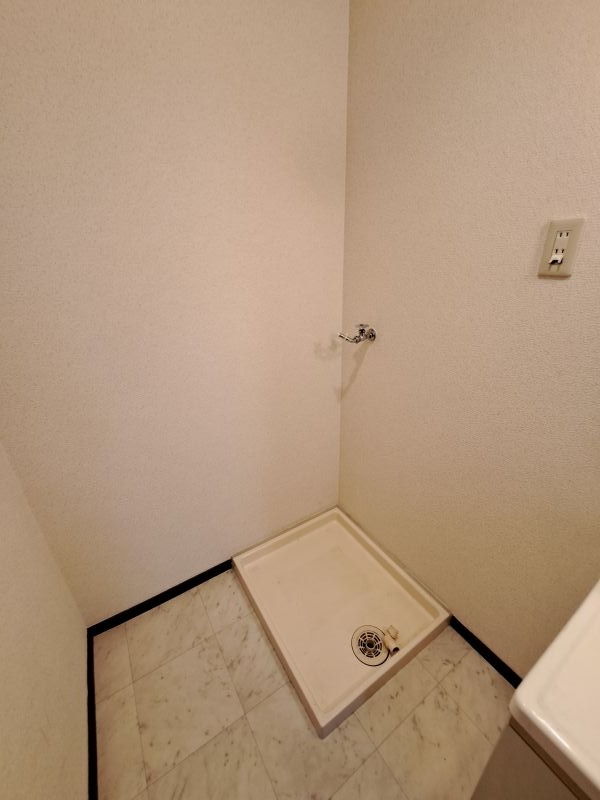 異なる号室の室内写真です