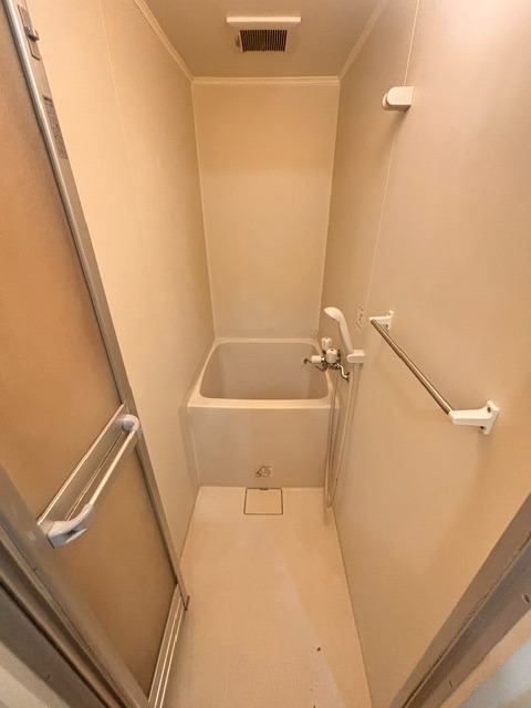 バス