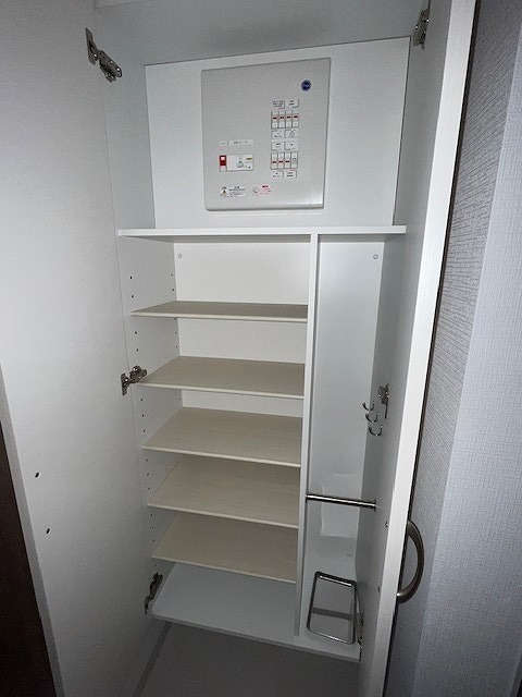 内装11
