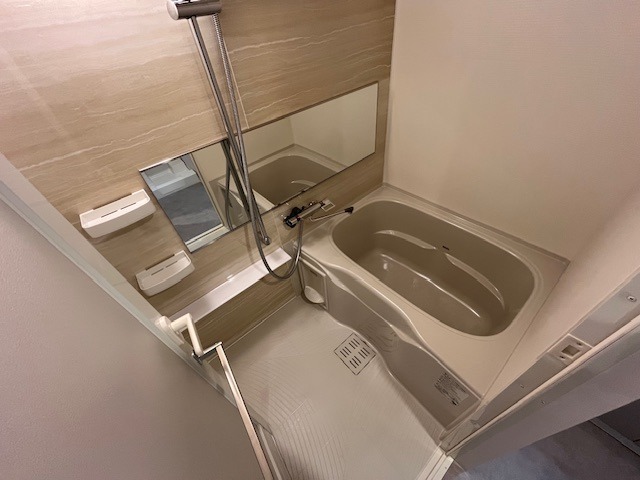 バス