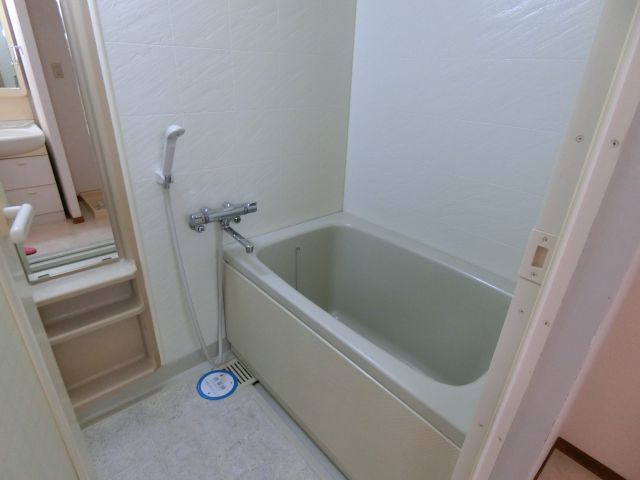 バス