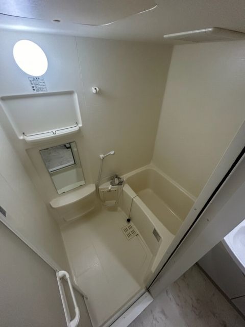 バス