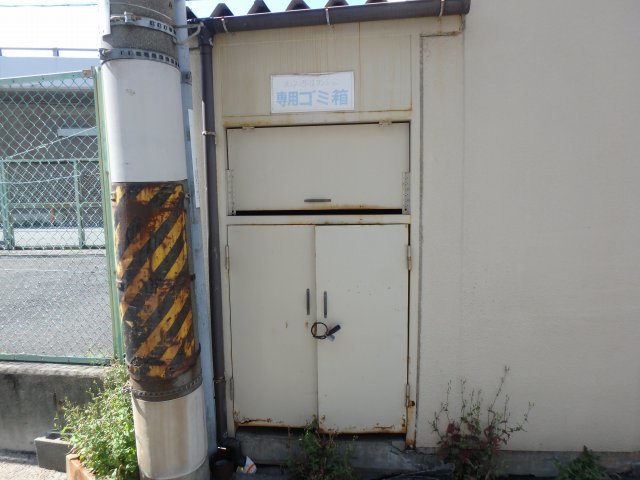 敷地内・建物