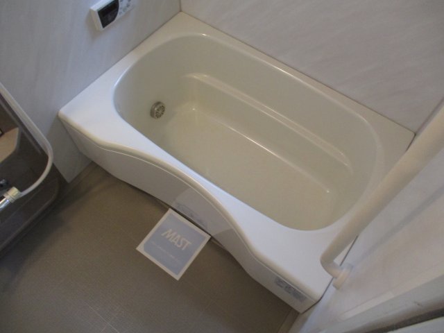 バス