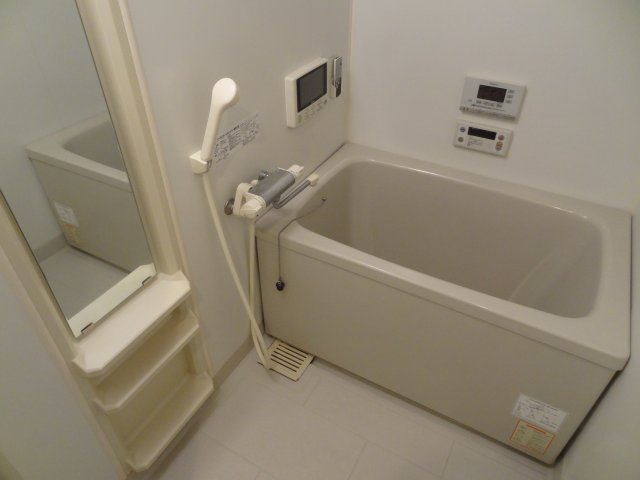 バス