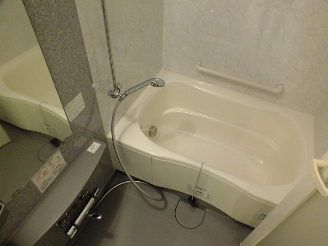 バス