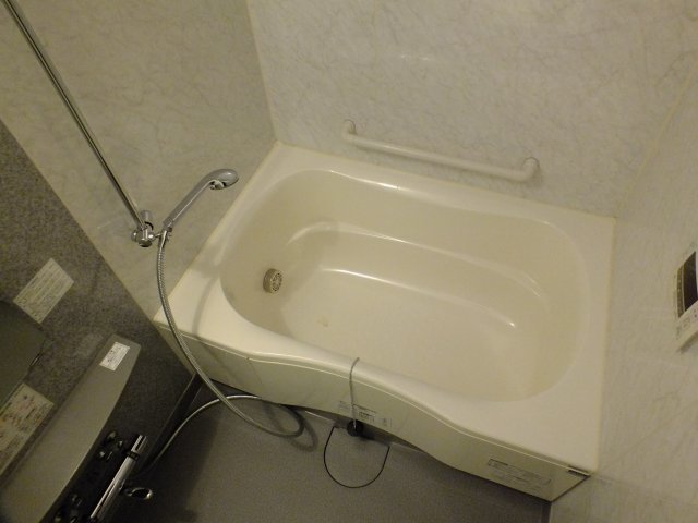 バス