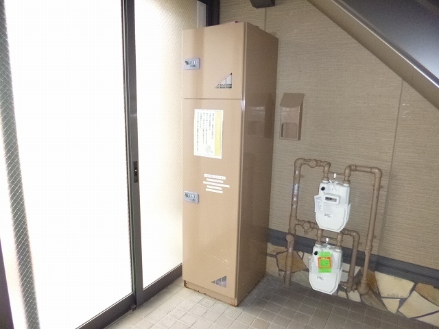 宅配BOX完備。留守中も便利。