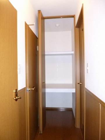 ローカ収納スペース。