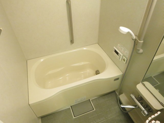 異なる号室の室内写真です