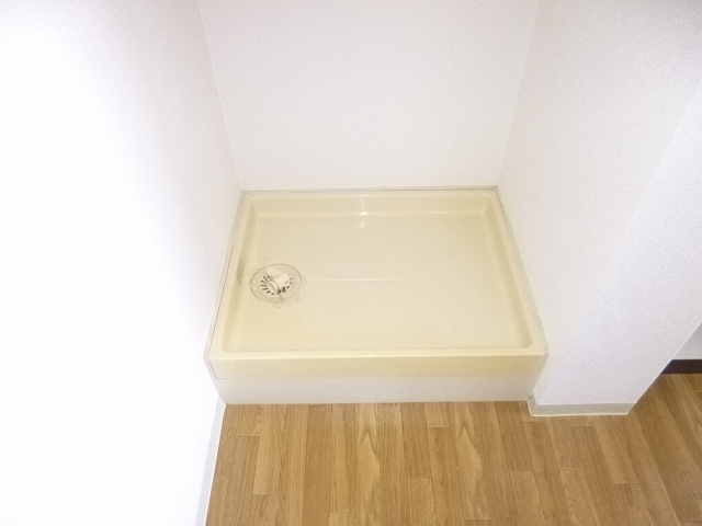 異なる号室の室内写真