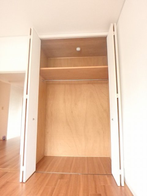 反転した間取りのお部屋