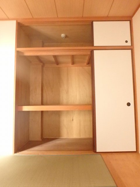 反転した間取りのお部屋