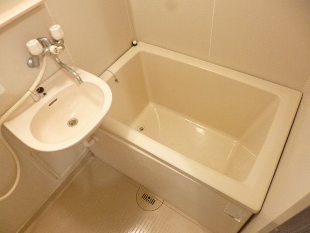バス