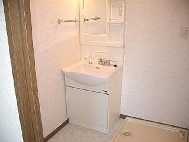 異なる号室の室内写真です