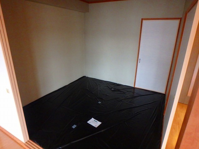 異なる号室の室内写真です