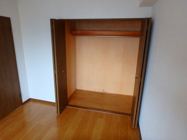 異なる号室の室内写真です