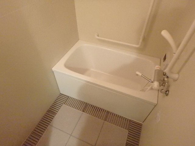 バス