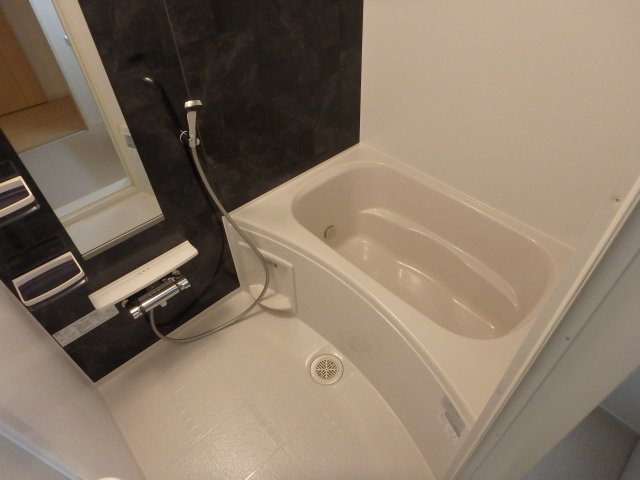 バス