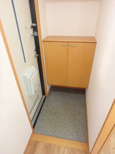 異なる号室の室内写真です