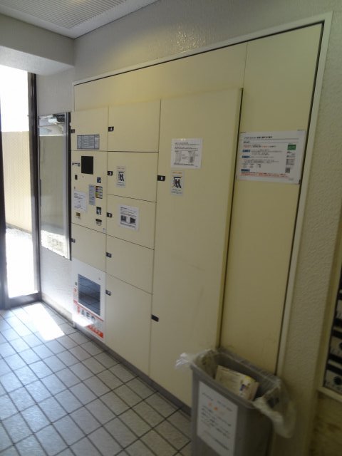 宅配ボックス