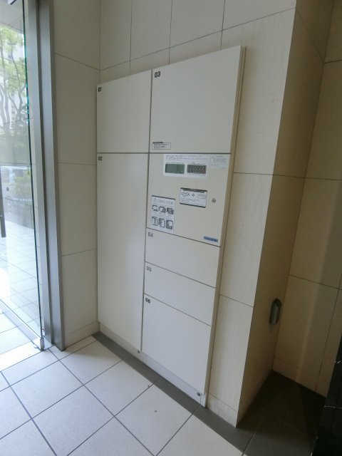 宅配ボックス