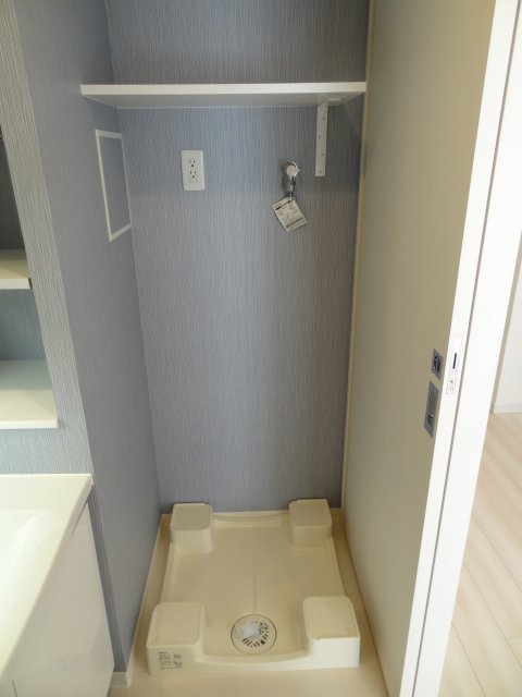 室内洗濯機置場です
