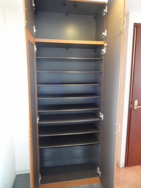 たっぷり入る靴箱