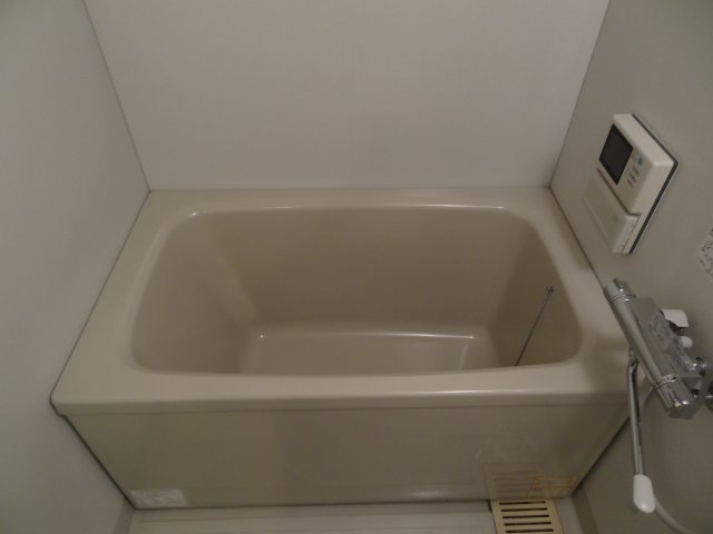 バス