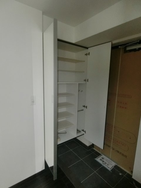 シューズボックス