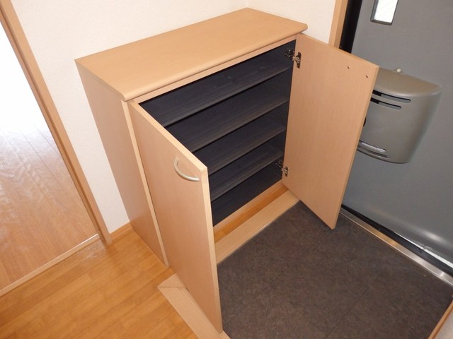 シューズボックス