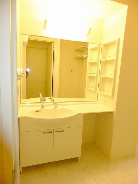 ※他のお部屋の参考写真です。